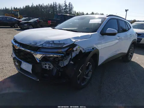 2026 Chevrolet Trax Fwd Lt VIN KL77LHEP7TC119724 фото 2