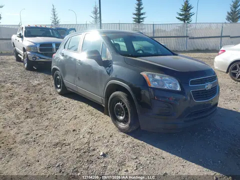 3GNCJKSB6FL237440 — 2015 Chevrolet TRAX LS, Передняя часть (Front), фото до ремонта