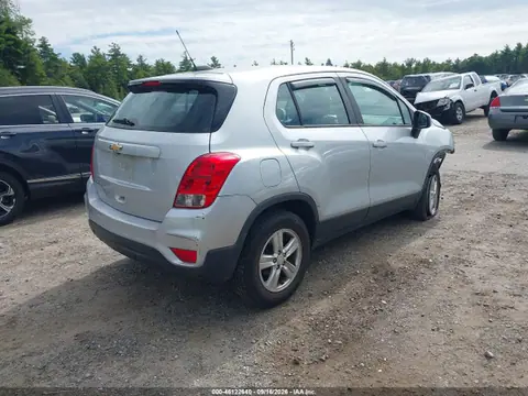 2017 Chevrolet TRAX LS VIN 3GNCJNSB7HL131809 фото 4