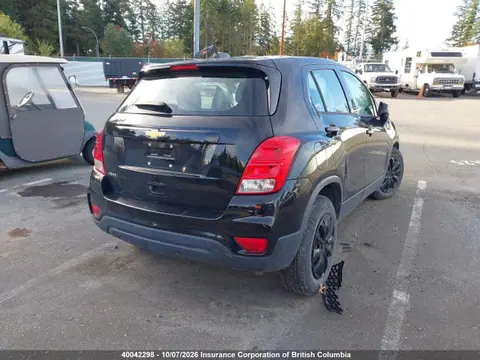 2018 Chevrolet TRAX LS VIN 3GNCJKSB6JL360468 фото 4