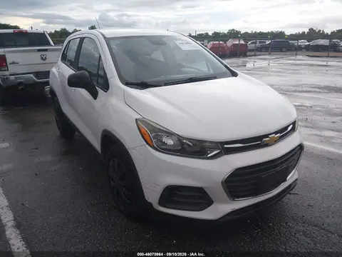 KL7CJKSB8JB721805 — 2018 Chevrolet TRAX LS, Повреждения со всех сторон (All Over), фото до ремонта