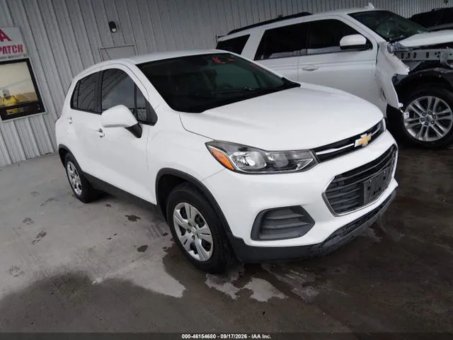 2018 Chevrolet TRAX LS VIN KL7CJKSB0JB723435 фото 1