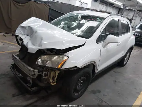 2016 Chevrolet Trax Lt VIN 3GNCJLSB0GL141360 фото 2