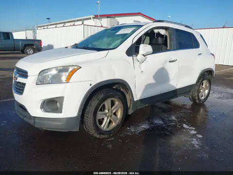 2016 Chevrolet TRAX LTZ VIN 3GNCJRSB5GL165771 фото 2