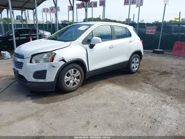 3GNCJKSB5GL259902 — 2016 Chevrolet TRAX, фото 2 с аукциона IAAI, Передняя часть