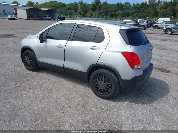3GNCJKSB0GL127503 — 2016 Chevrolet TRAX, фото 3 с аукциона IAAI, Передняя часть справа