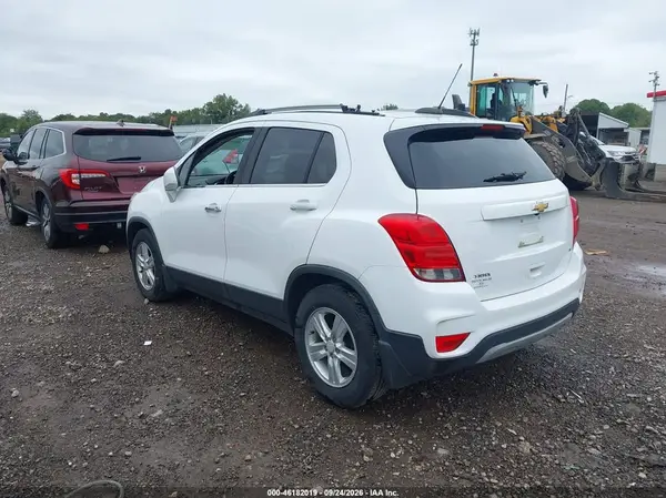 3GNCJLSB3HL268430 — 2017 Chevrolet TRAX, фото 3 с аукциона IAAI 14.10.2026, Правый бок