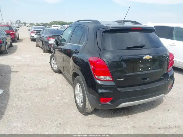 3GNCJLSB2HL155035 — 2017 Chevrolet TRAX, фото 3 с аукциона IAAI, Передняя часть