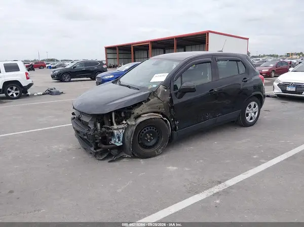 3GNCJKSB0HL172264 — 2017 Chevrolet TRAX, фото 2 с аукциона IAAI, Передняя часть