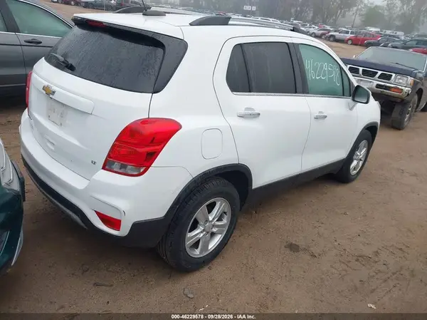 KL7CJLSB8HB235446 — 2017 Chevrolet TRAX, фото 4 с аукциона IAAI 14.10.2026, Естественный износ