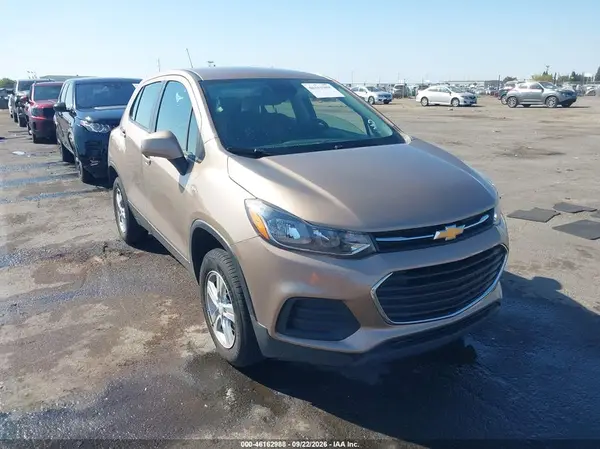 3GNCJNSB5JL352721 Chevrolet TRAX 2018 — повреждение Левый бок, фото до ремонта