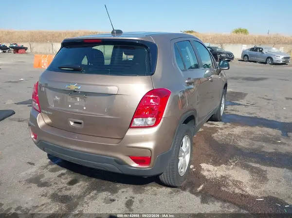3GNCJNSB5JL352721 — 2018 Chevrolet TRAX, фото 4 с аукциона IAAI 09.10.2026, Левый бок