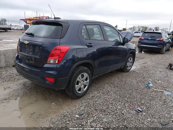 3GNCJKSBXJL401779 — 2018 Chevrolet TRAX, фото 4 с аукциона IAAI, Передняя часть