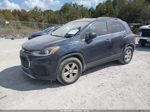3GNCJLSB0JL327147 — 2018 Chevrolet TRAX, фото 2 с аукциона IAAI, LEFT & RIGHT SIDE