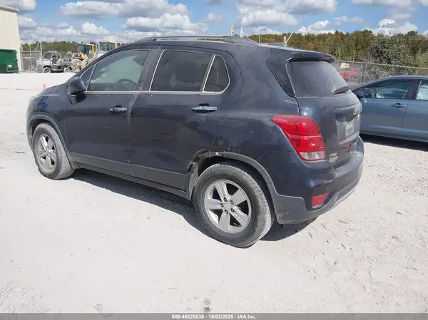 3GNCJLSB0JL327147 — 2018 Chevrolet TRAX, фото 3 с аукциона IAAI, LEFT & RIGHT SIDE