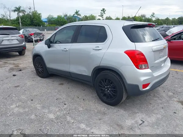 2018 CHEVROLET TRAX VIN 3GNCJKSBXJL214543 фото 3