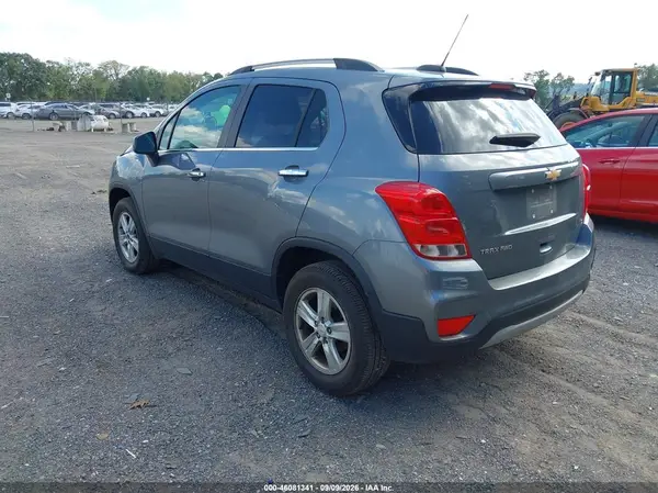 KL7CJPSB3KB877958 — 2019 Chevrolet TRAX, фото 3 с аукциона IAAI 13.10.2026, Передняя часть