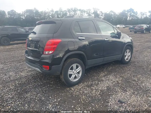 KL7CJPSB4KB810625 — 2019 Chevrolet TRAX, фото 4 с аукциона IAAI 13.10.2026, Передняя часть слева