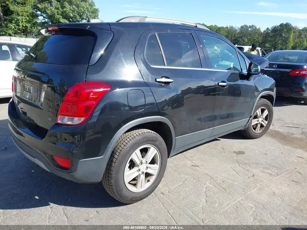 KL7CJPSB6KB923279 — 2019 Chevrolet TRAX, фото 4 с аукциона IAAI, Передняя часть