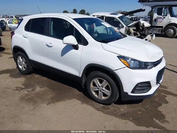 3GNCJNSB2KL373110 — 2019 Chevrolet TRAX, Передняя часть (Front End), фото до ремонта