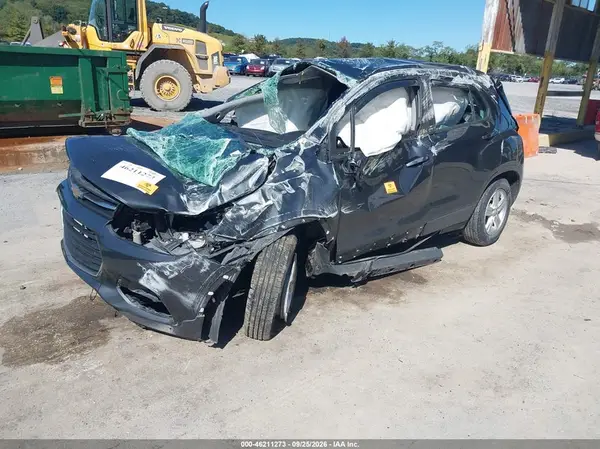 3GNCJKSB2KL327503 — 2019 Chevrolet TRAX, фото 2 с аукциона IAAI, Опрокидывание