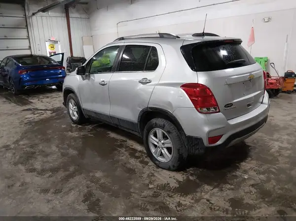 KL7CJPSBXKB893011 — 2019 Chevrolet TRAX, фото 3 с аукциона IAAI, Передняя часть