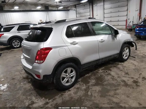 KL7CJPSBXKB893011 — 2019 Chevrolet TRAX, фото 4 с аукциона IAAI, Передняя часть