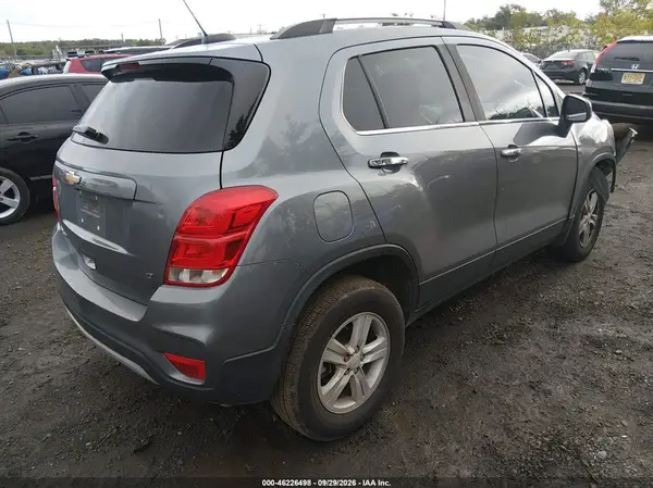 KL7CJPSB8KB920447 — 2019 Chevrolet TRAX, фото 4 с аукциона IAAI, Передняя часть