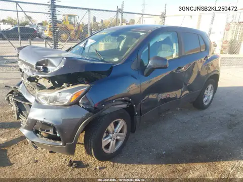2019 Chevrolet Trax Ls VIN 3GNCJNSB2KL250472 фото 2