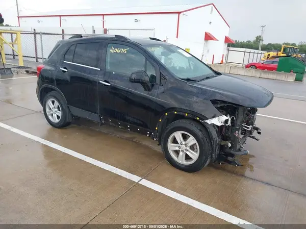 KL7CJLSB8LB062956 — 2020 Chevrolet TRAX, Передняя часть (Front End), фото до ремонта