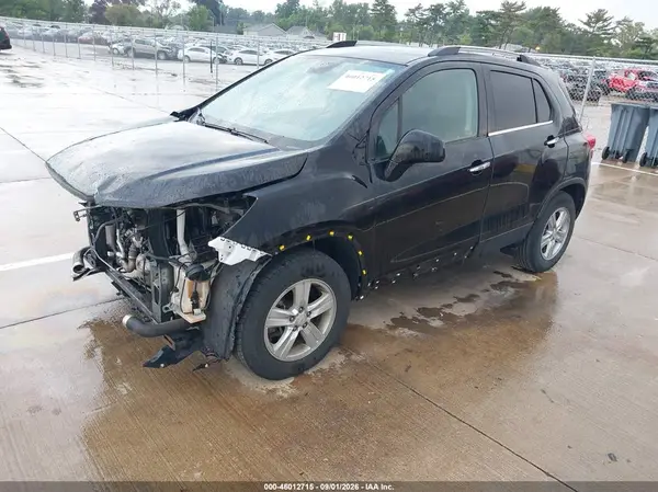 KL7CJLSB8LB062956 — 2020 Chevrolet TRAX, фото 2 с аукциона IAAI, Передняя часть