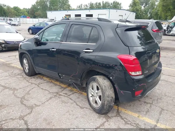KL7CJLSB5LB012564 — 2020 Chevrolet TRAX, фото 3 с аукциона IAAI, Задняя часть слева