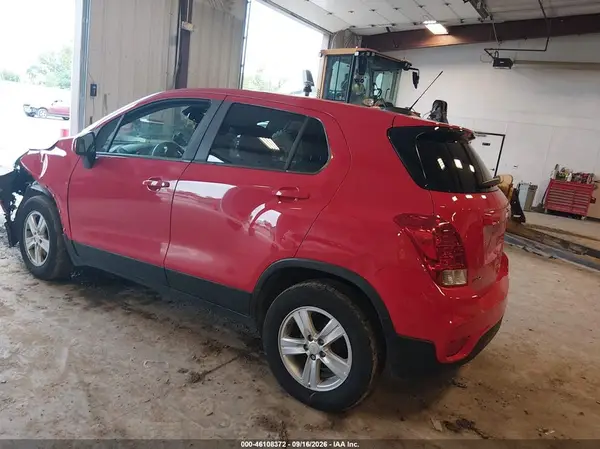KL7CJKSB8LB343746 — 2020 Chevrolet TRAX, фото 3 с аукциона IAAI 12.10.2026, Передняя часть