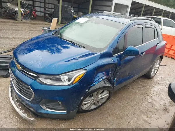 3GNCJRSB4LL238025 — 2020 Chevrolet TRAX, фото 2 с аукциона IAAI, Левый бок