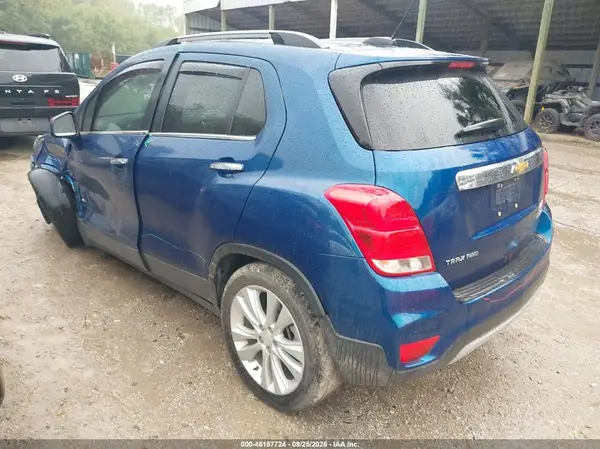3GNCJRSB4LL238025 — 2020 Chevrolet TRAX, фото 3 с аукциона IAAI, Левый бок