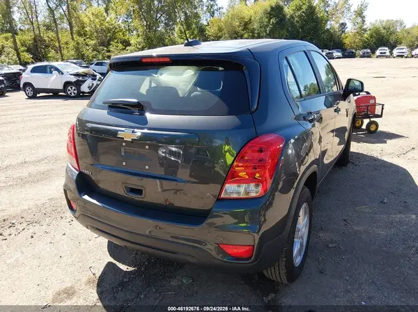 3GNCJKSB4LL142225 — 2020 Chevrolet TRAX, фото 4 с аукциона IAAI, Левый бок
