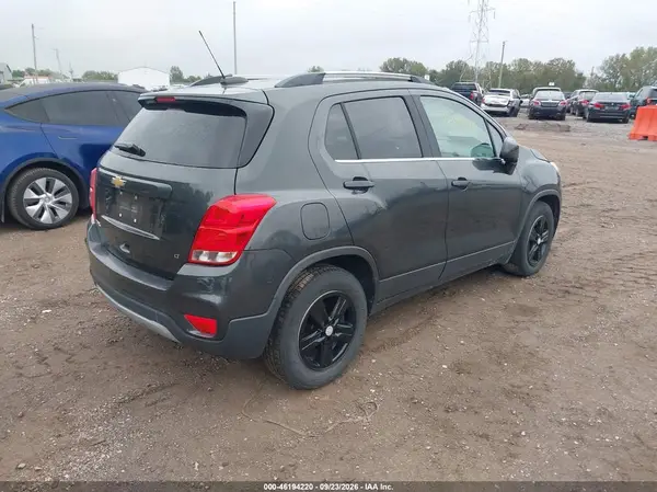 3GNCJLSB8LL204568 — 2020 Chevrolet TRAX, фото 4 с аукциона IAAI 14.10.2026, Естественный износ