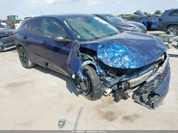KL77LFE22RC088772 — 2024 Chevrolet TRAX, Передняя часть (Front End), фото до ремонта