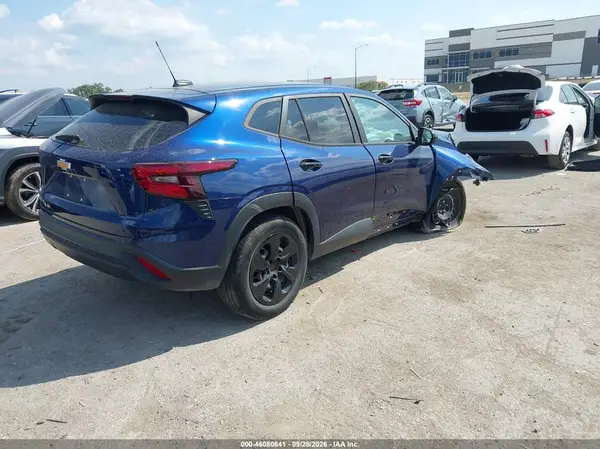 KL77LFE22RC088772 — 2024 Chevrolet TRAX, фото 4 с аукциона IAAI, Передняя часть