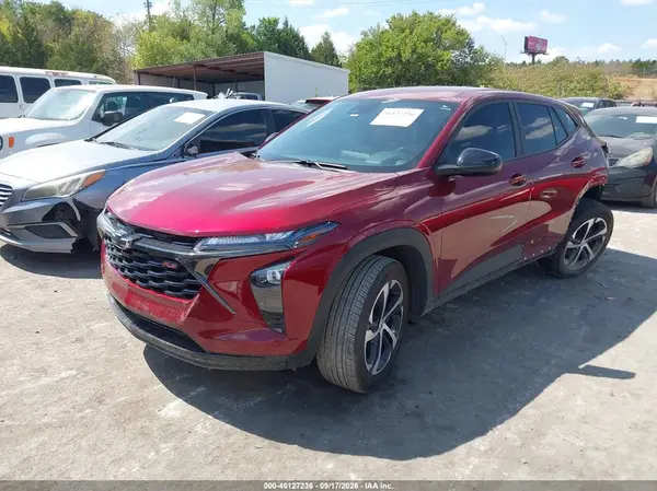 KL77LGE2XRC165555 — 2024 Chevrolet TRAX, фото 2 с аукциона IAAI 14.10.2026, Задняя часть слева