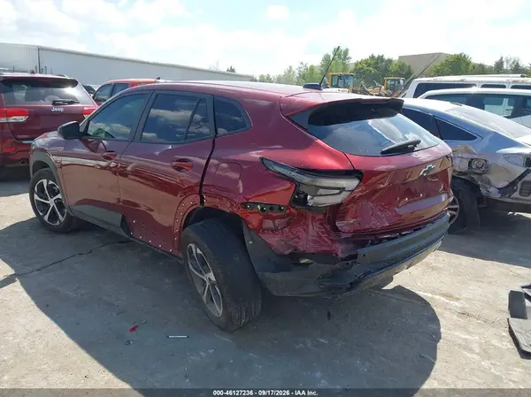 KL77LGE2XRC165555 — 2024 Chevrolet TRAX, фото 3 с аукциона IAAI 14.10.2026, Задняя часть слева