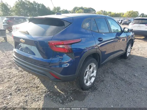 KL77LFE25RC093545 — 2024 Chevrolet TRAX, фото 4 с аукциона IAAI, Передняя часть