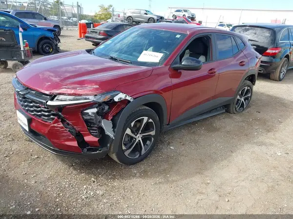 2024 CHEVROLET TRAX VIN KL77LGE21RC117300 фото 2
