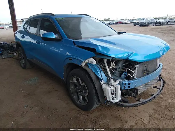 KL77LHEP3SC225859 — 2025 Chevrolet TRAX, Передняя часть (Front End), фото до ремонта
