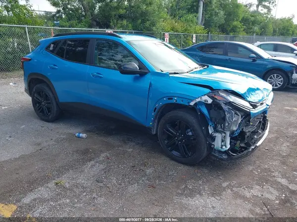 KL77LKEP6SC169767 — 2025 Chevrolet TRAX, Передняя часть (Front End), фото до ремонта