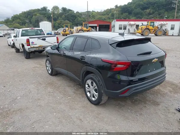 2025 CHEVROLET TRAX VIN KL77LFEP2SC318635 фото 3