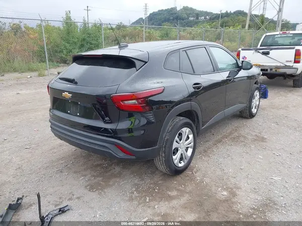 2025 CHEVROLET TRAX VIN KL77LFEP2SC318635 фото 4
