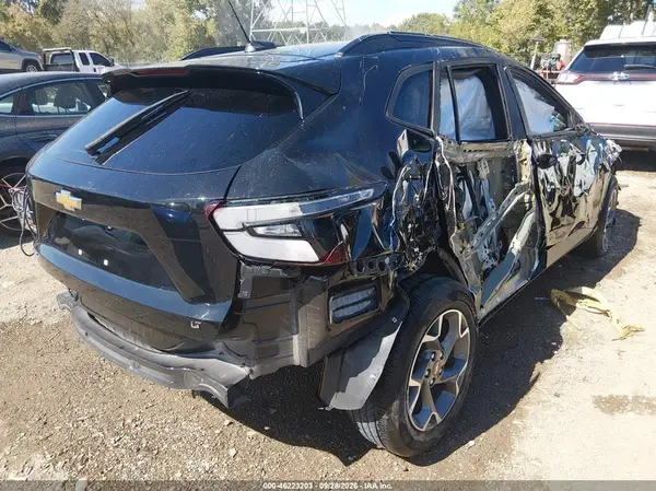 KL77LHEP4SC167289 — 2025 Chevrolet TRAX, фото 4 с аукциона IAAI, Опрокидывание