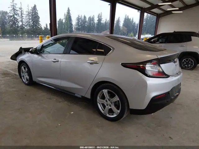 1G1RC6S5XHU158708 — 2017 Chevrolet VOLT LT, фото 3 с аукциона IAAI 14.10.2026, Передняя часть справа
