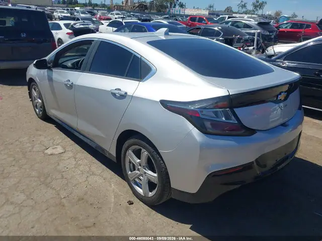 1G1RC6S59JU124720 — 2018 Chevrolet VOLT LT, фото 3 с аукциона IAAI 14.10.2026, Передняя часть
